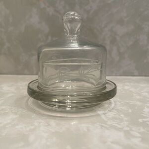Princess House vintage Glass Dome Cloche cupcake holder (2pc)